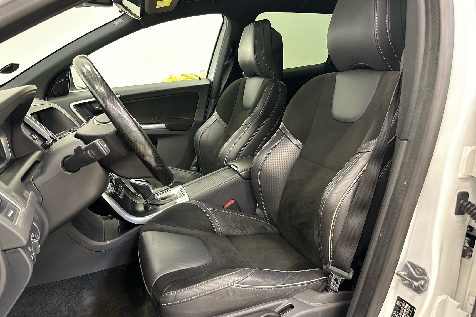VOLVO XC60 2016
