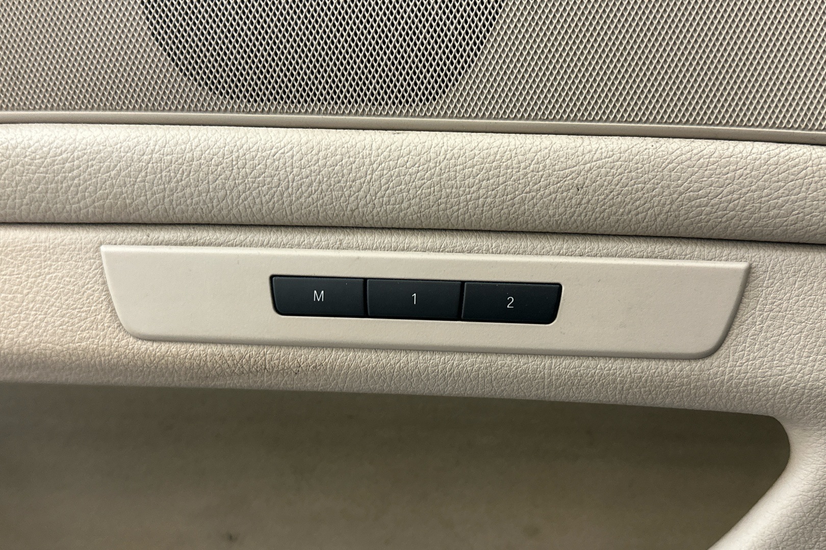 BMW 530 2011