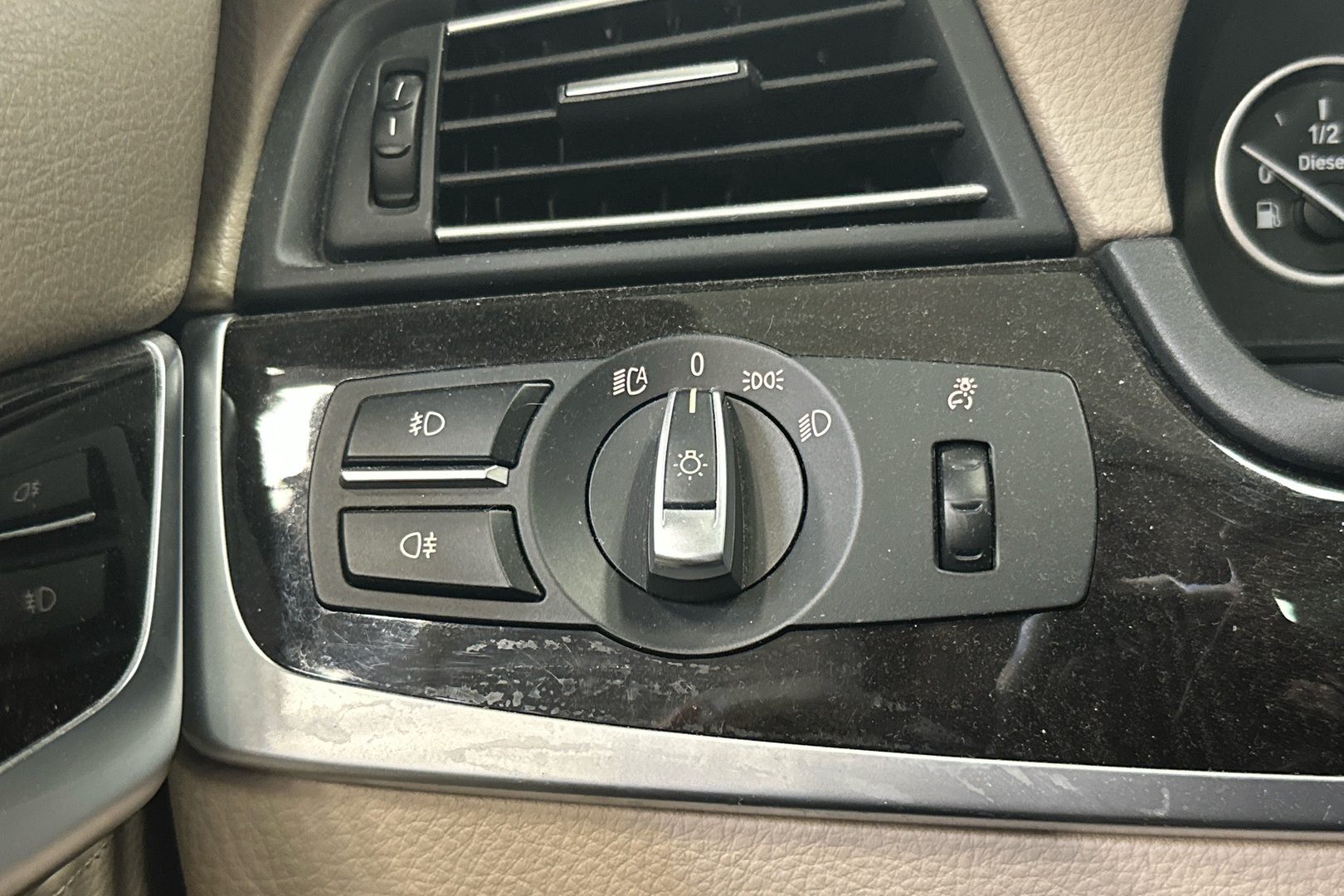 BMW 530 2011