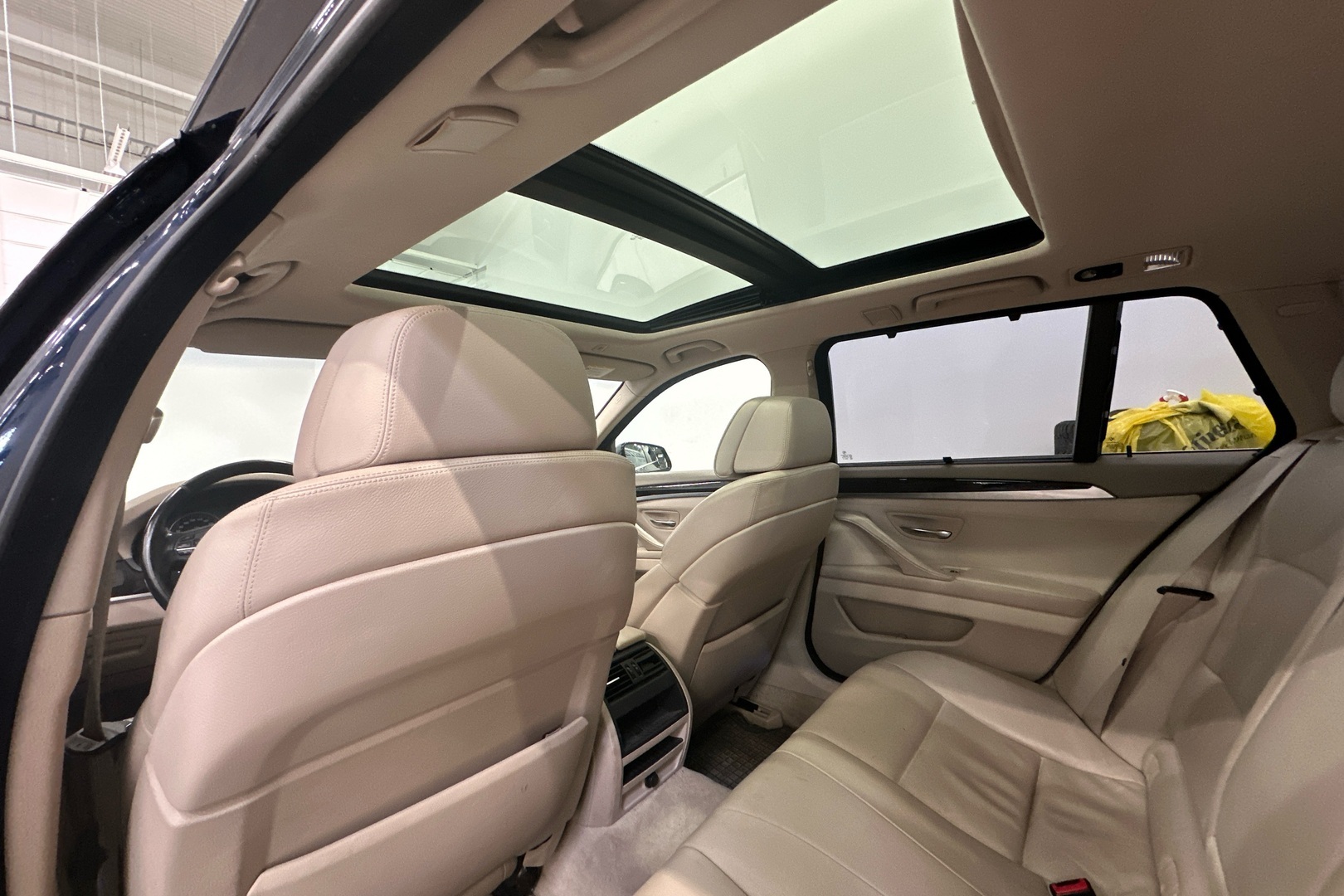 BMW 530 2011