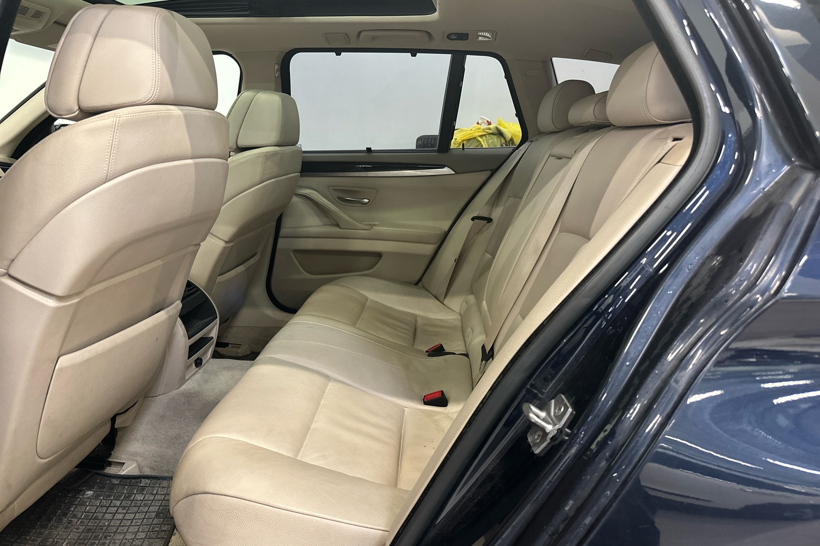 BMW 530 2011