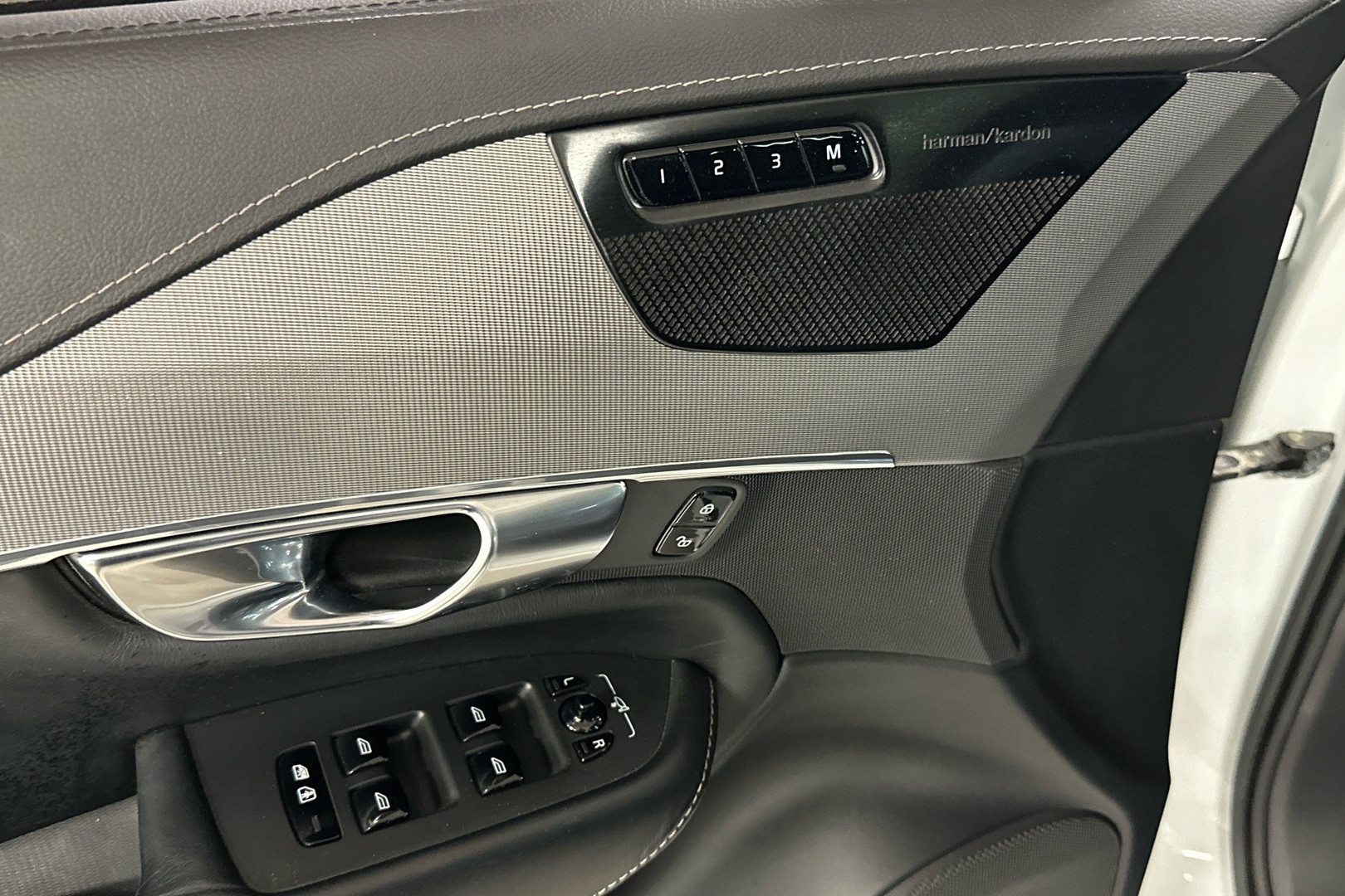 VOLVO XC90 2018