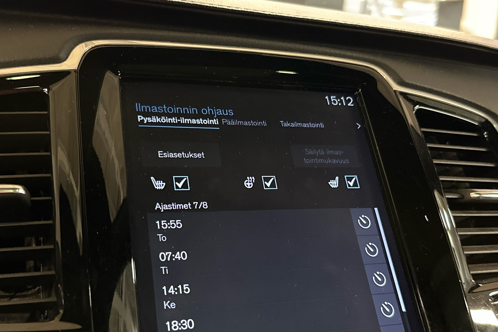 VOLVO XC90 2018