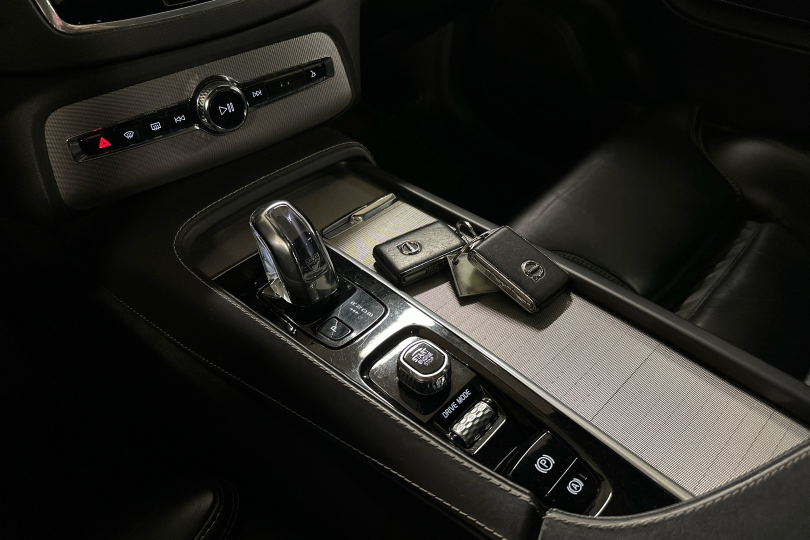 VOLVO XC90 2018