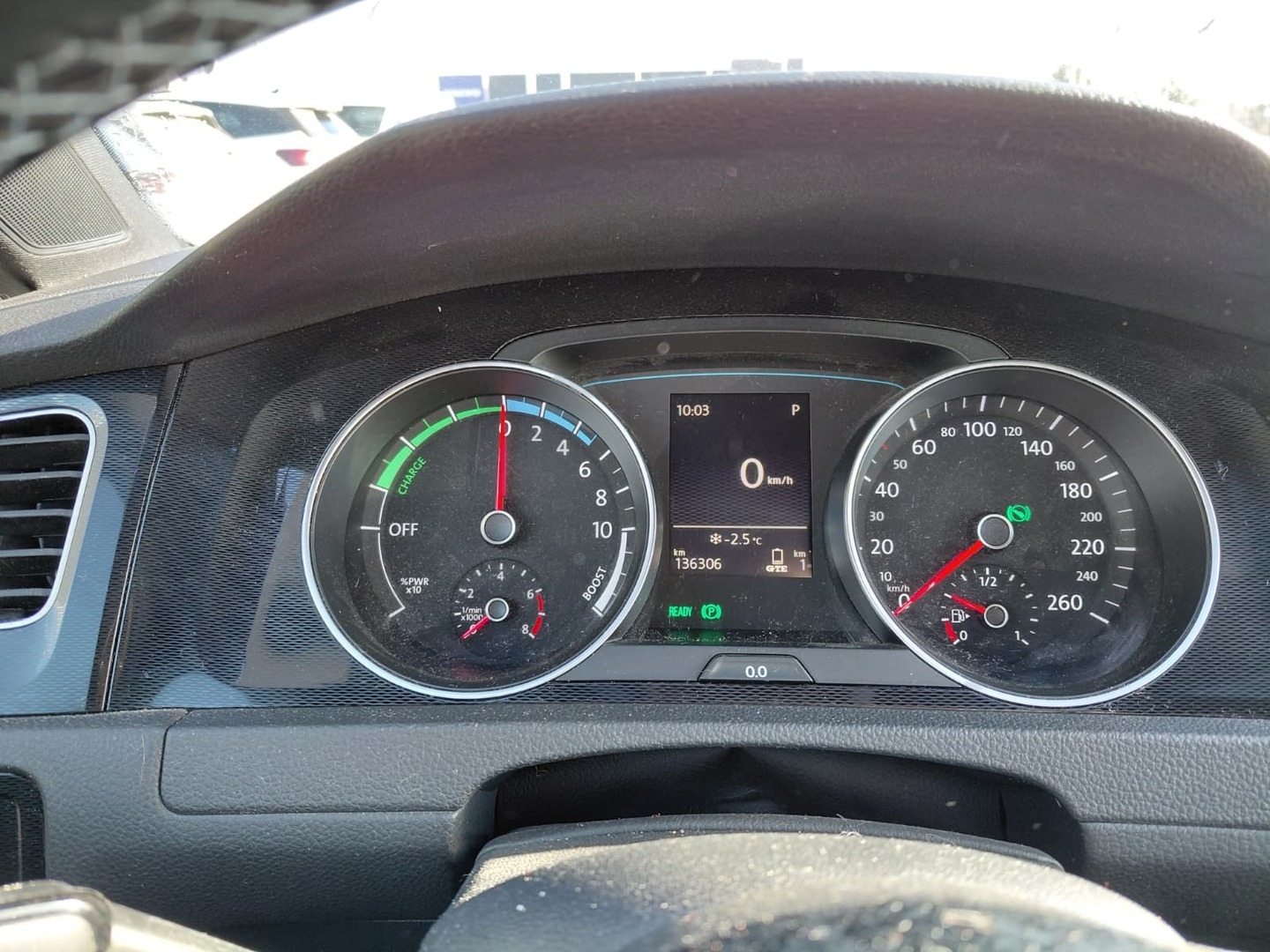 VOLKSWAGEN Golf 2015