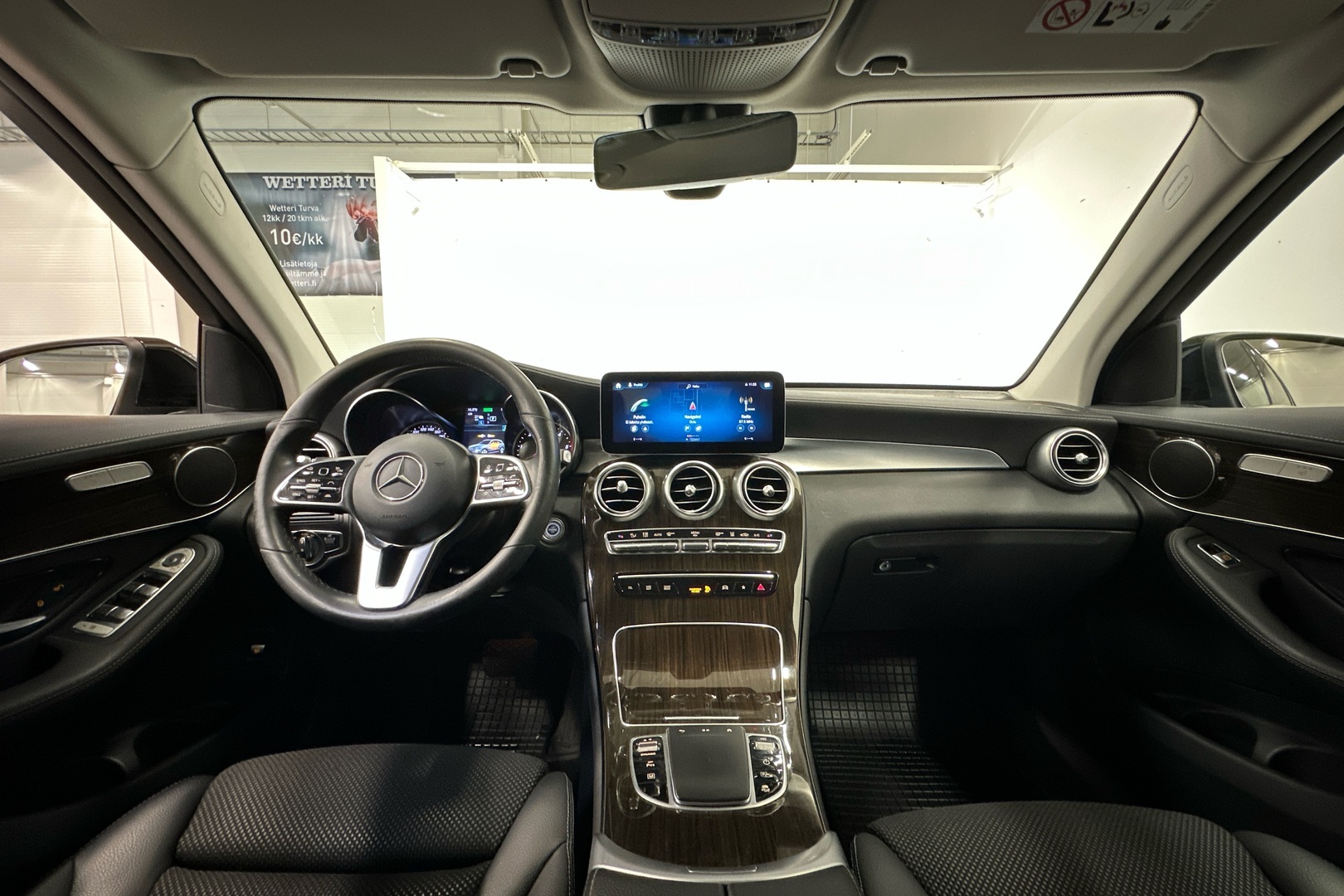 MERCEDES-BENZ GLC 2021