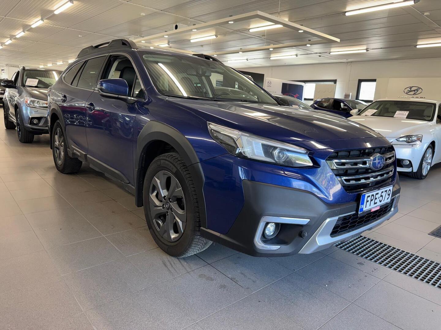 SUBARU Outback 2022