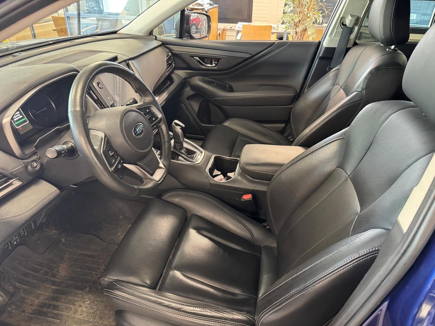SUBARU Outback 2022