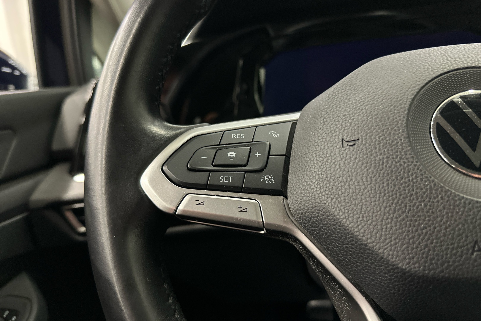 VOLKSWAGEN Golf 2020