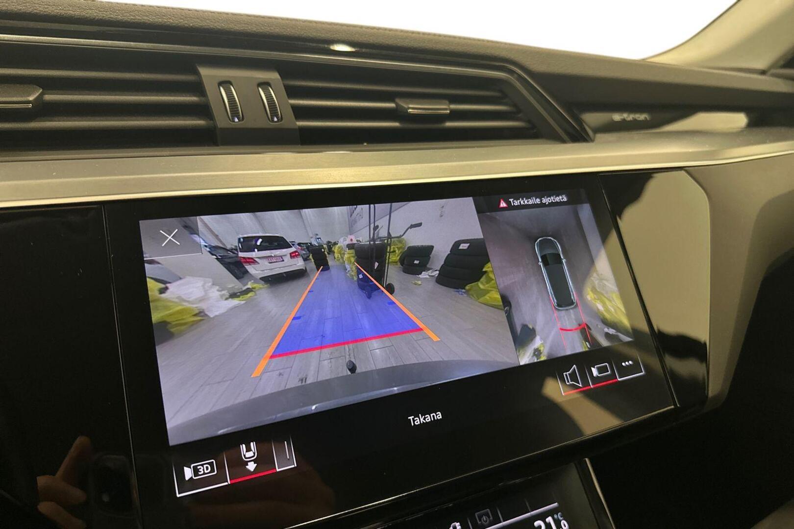 AUDI Q8 e-tron 16