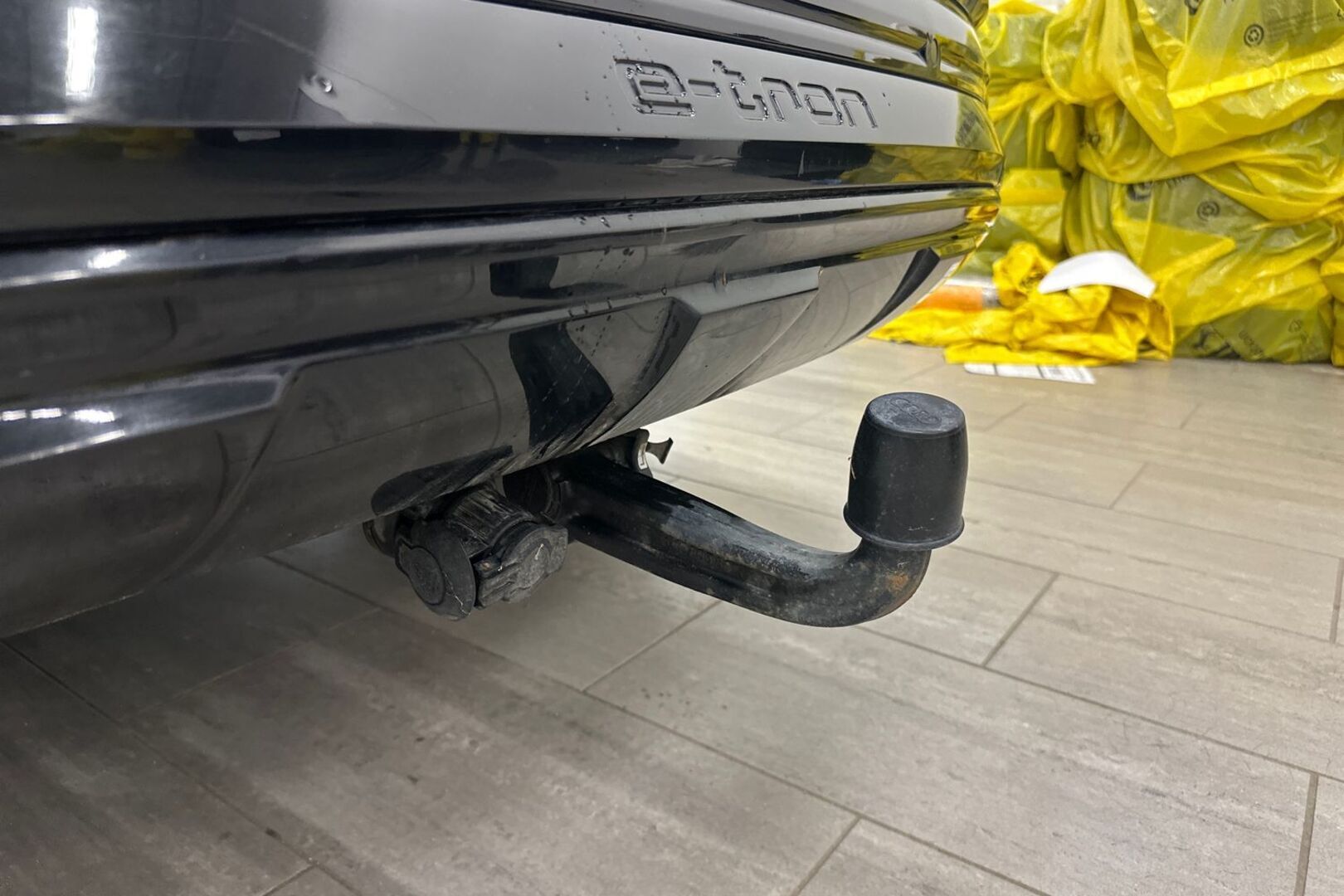 AUDI Q8 e-tron 19