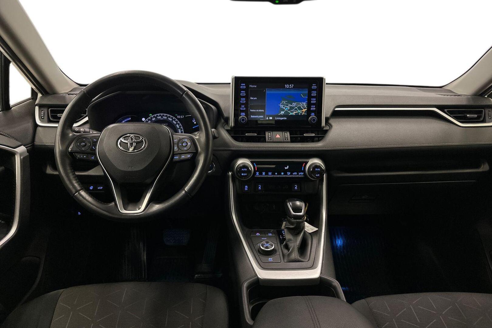 TOYOTA RAV4 2021