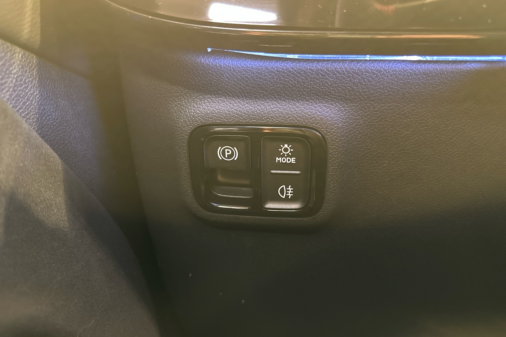 MERCEDES-BENZ CLA 2025