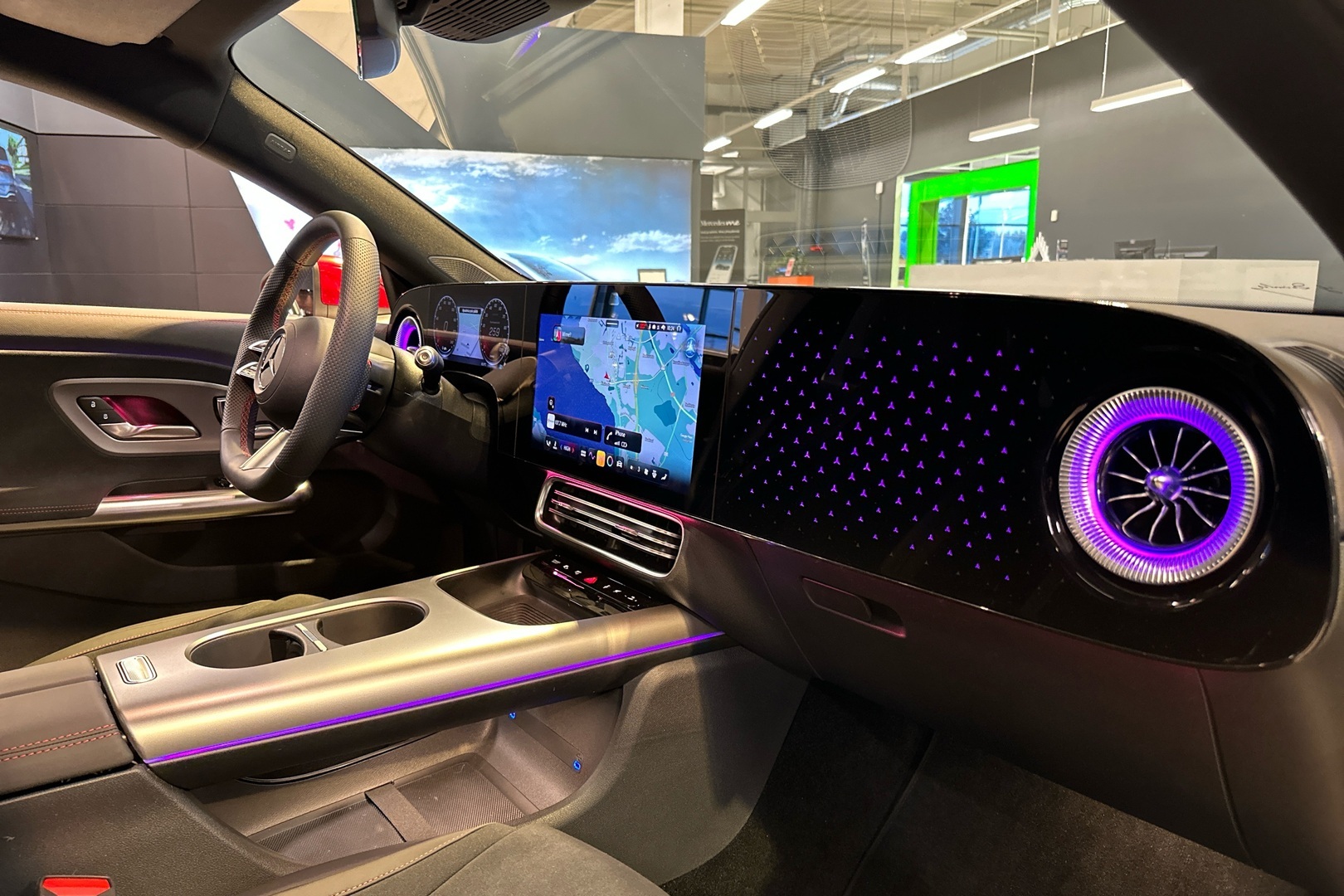 MERCEDES-BENZ CLA 2025