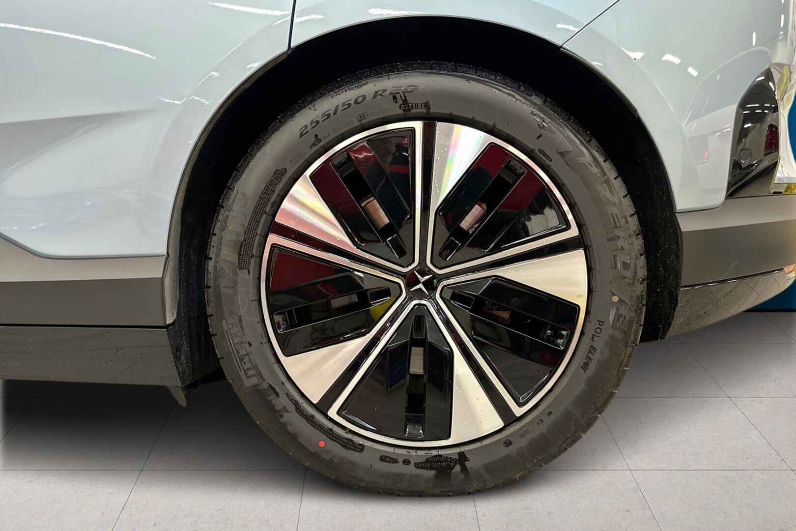 POLESTAR 4 2026