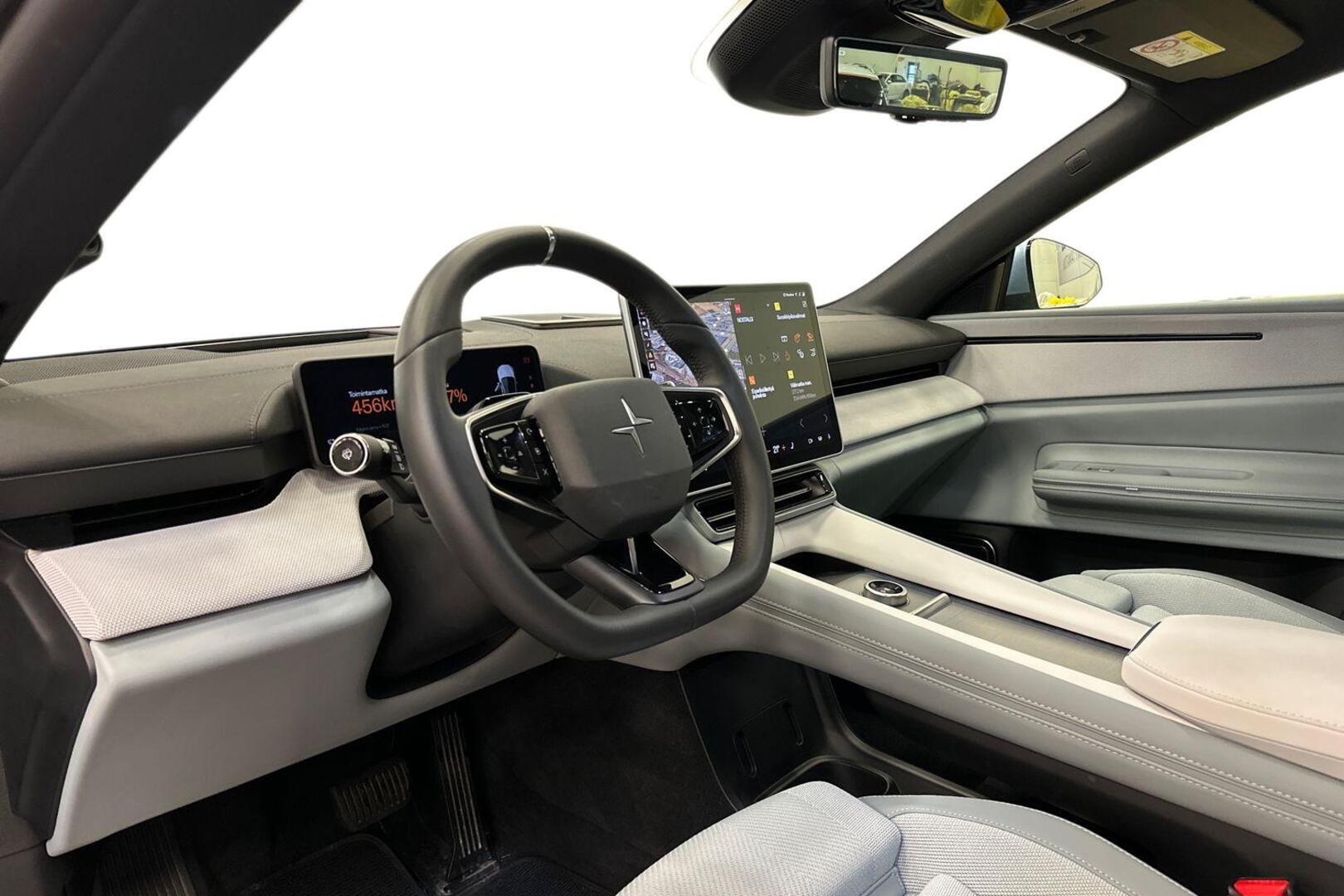 POLESTAR 4 2026