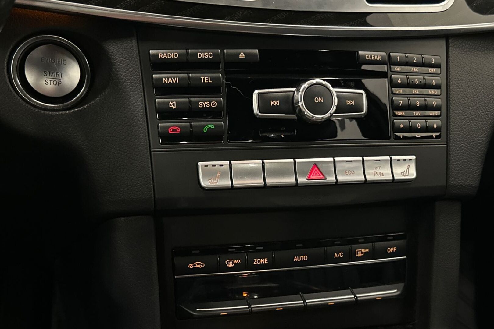 MERCEDES-BENZ E 2014