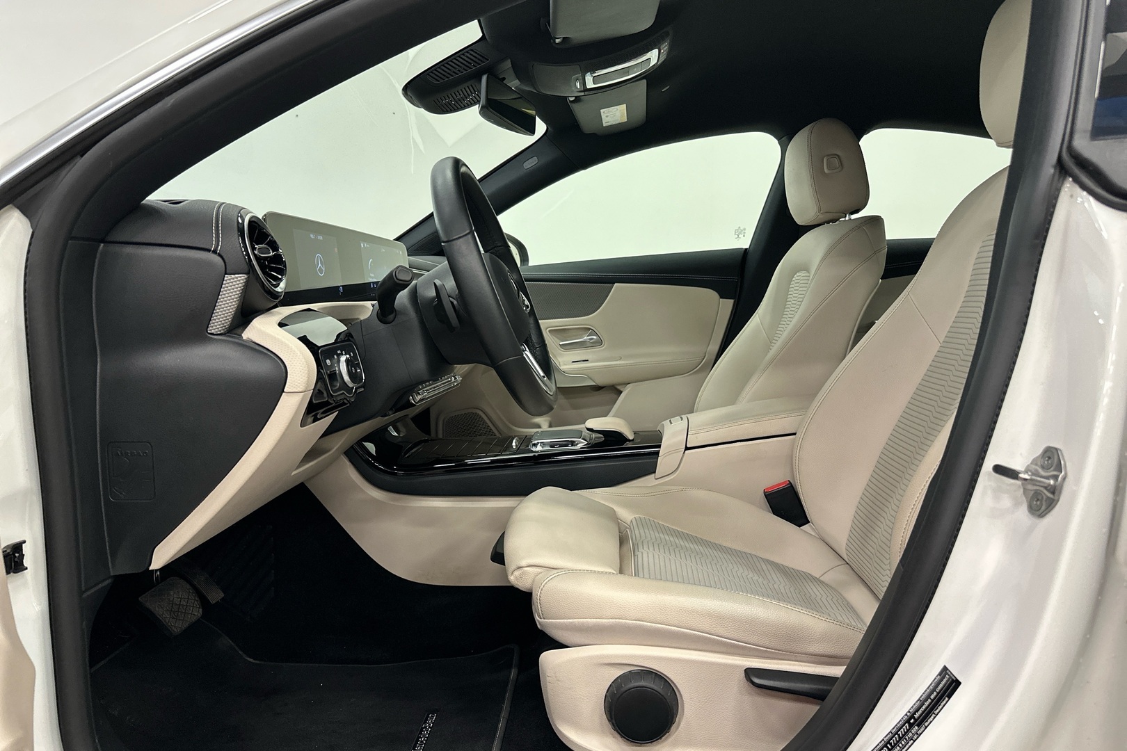 MERCEDES-BENZ CLA 2019