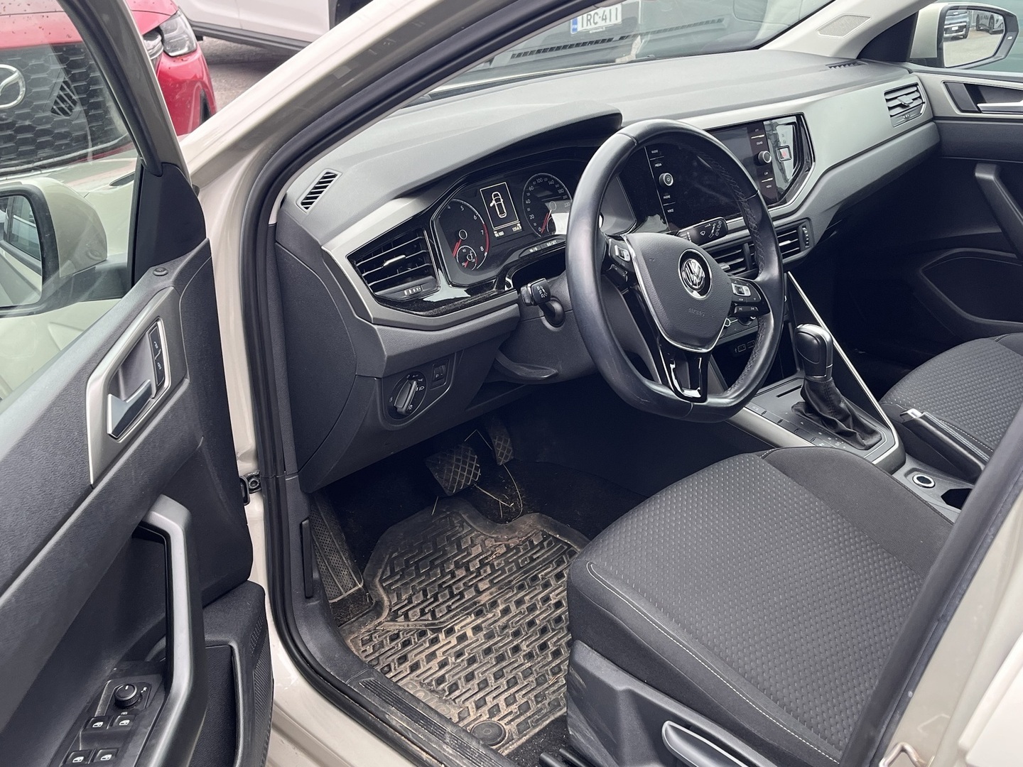 VOLKSWAGEN Polo 2019