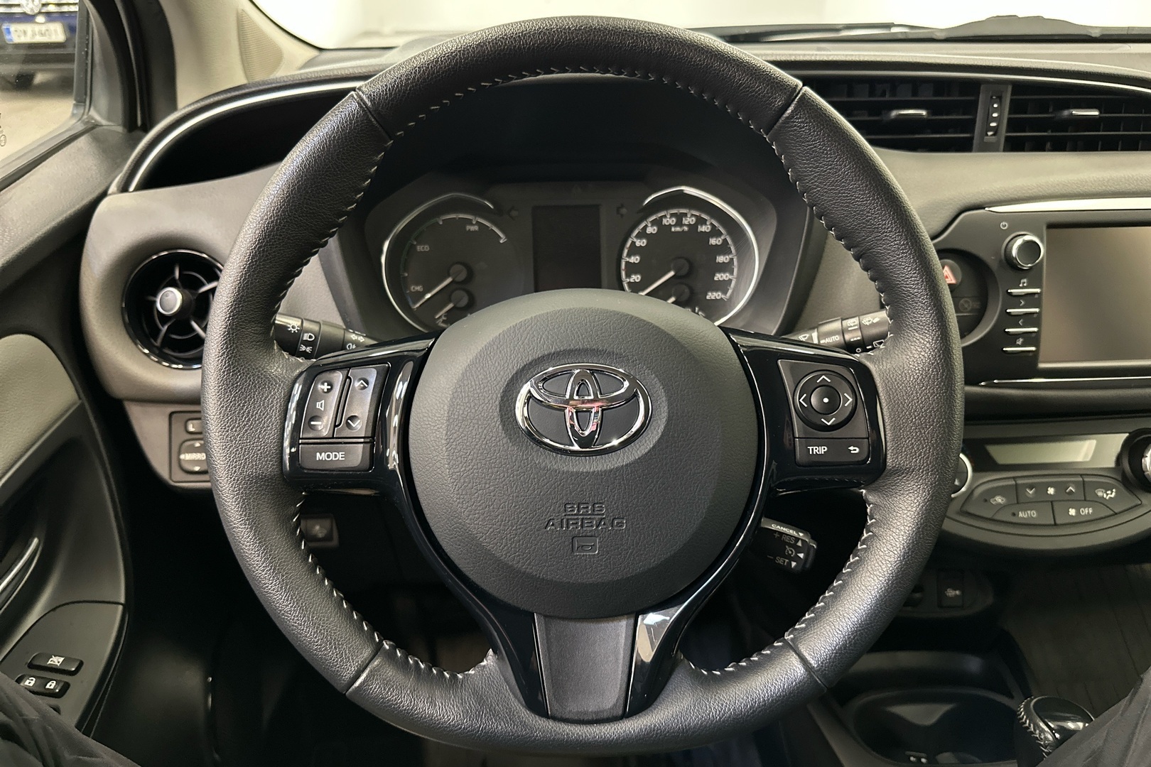TOYOTA Yaris 2019