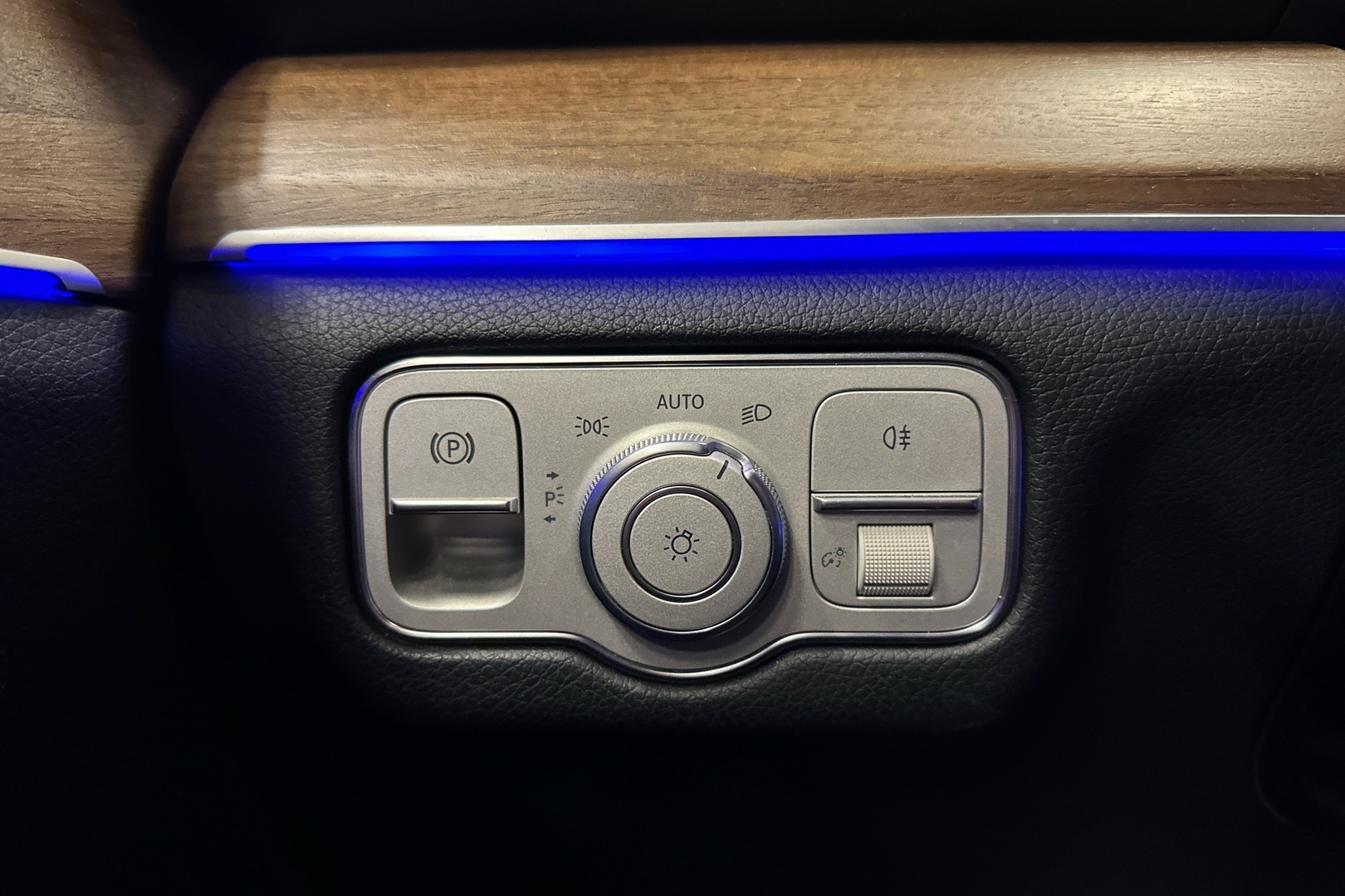 MERCEDES-BENZ GLE 2021