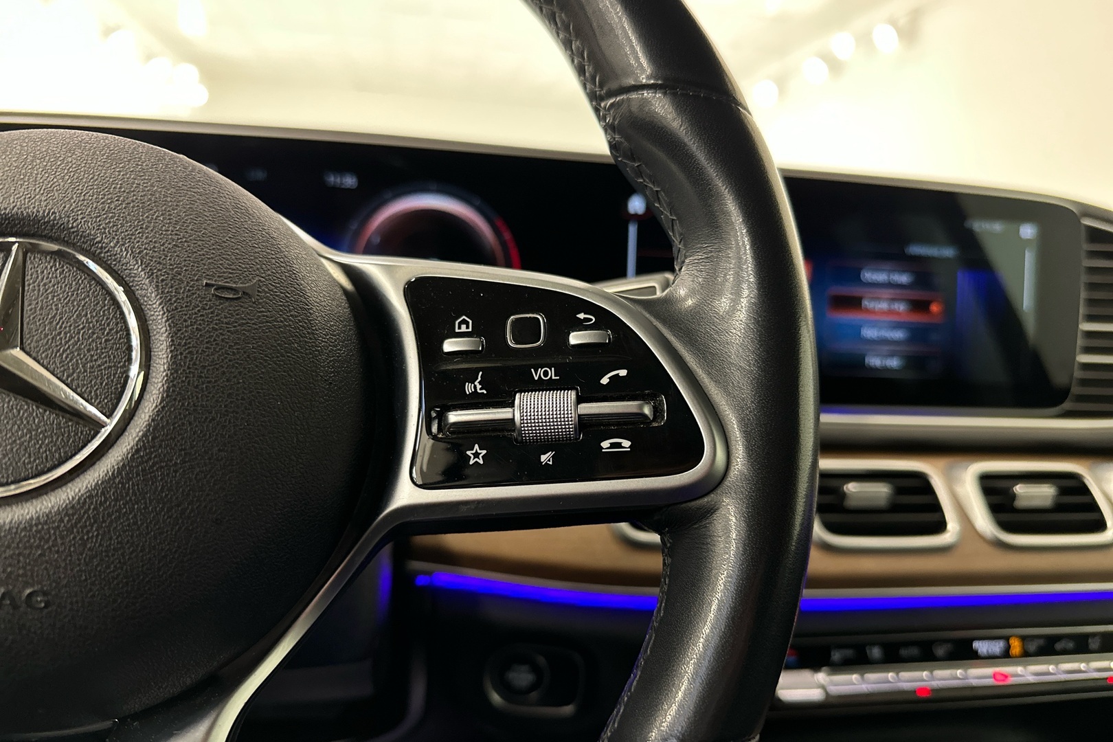 MERCEDES-BENZ GLE 2021