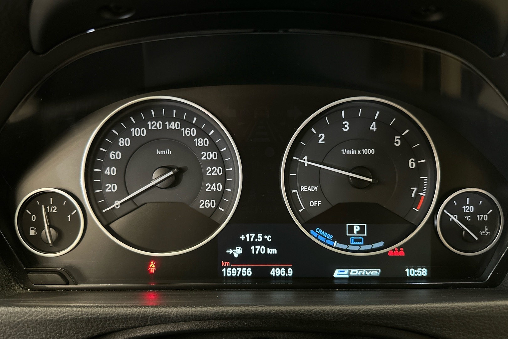 BMW 330 2016