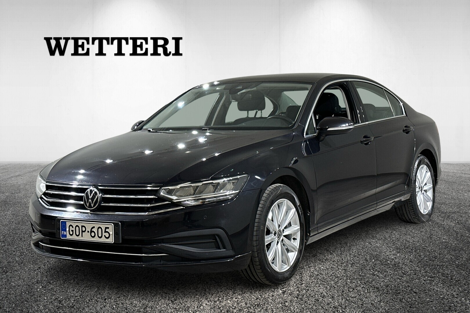VOLKSWAGEN Passat 1