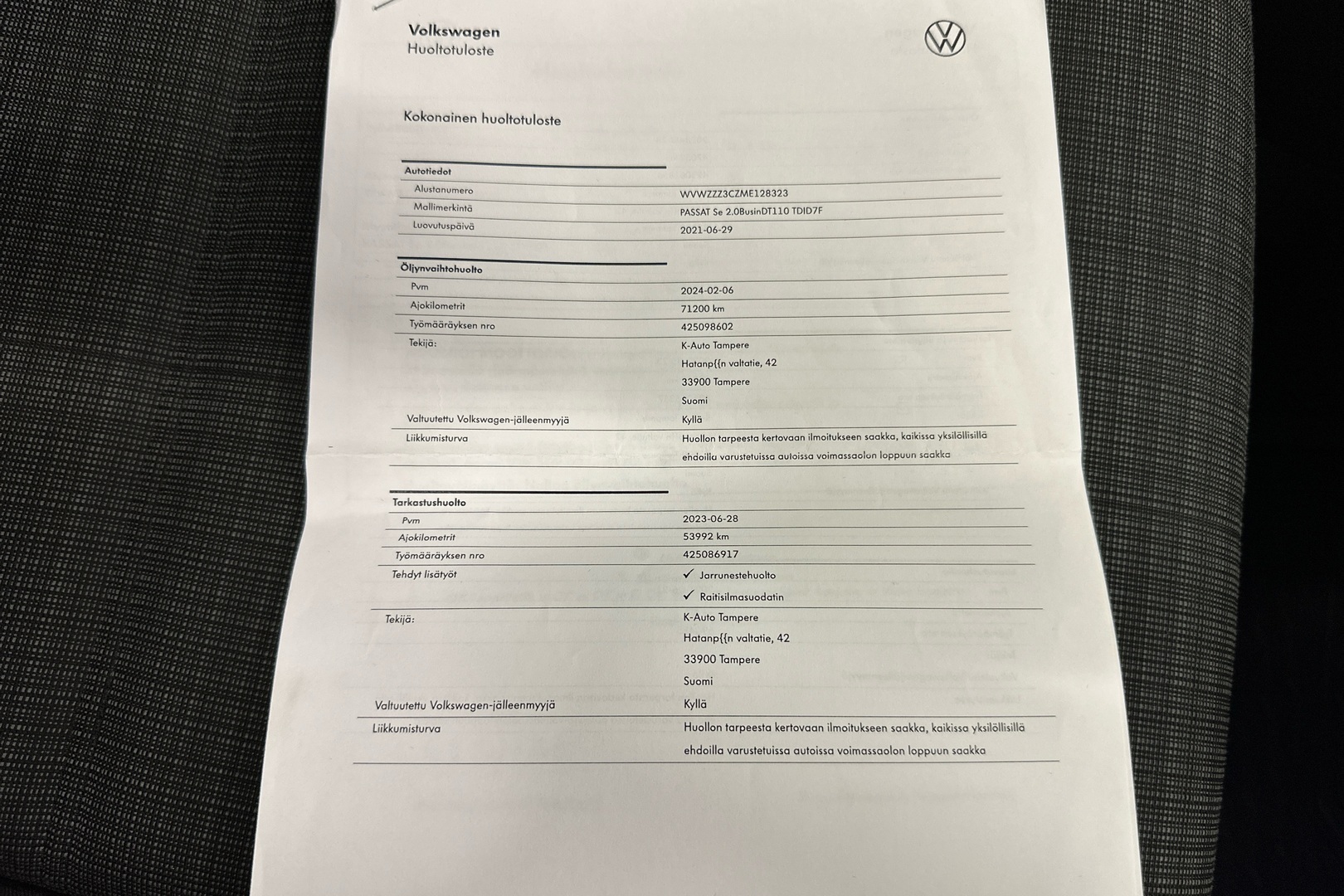 VOLKSWAGEN Passat 25
