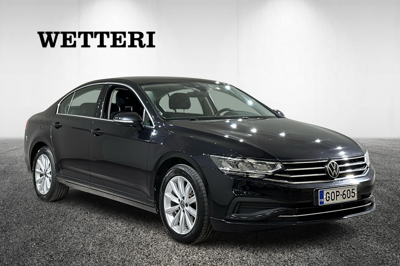 VOLKSWAGEN Passat 4