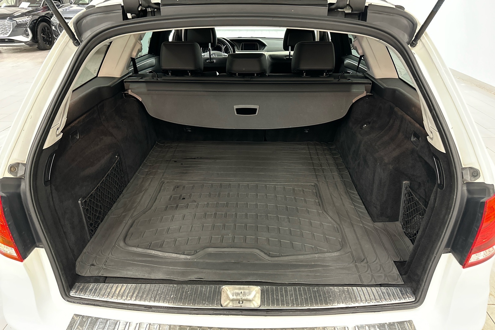 MERCEDES-BENZ E 2014