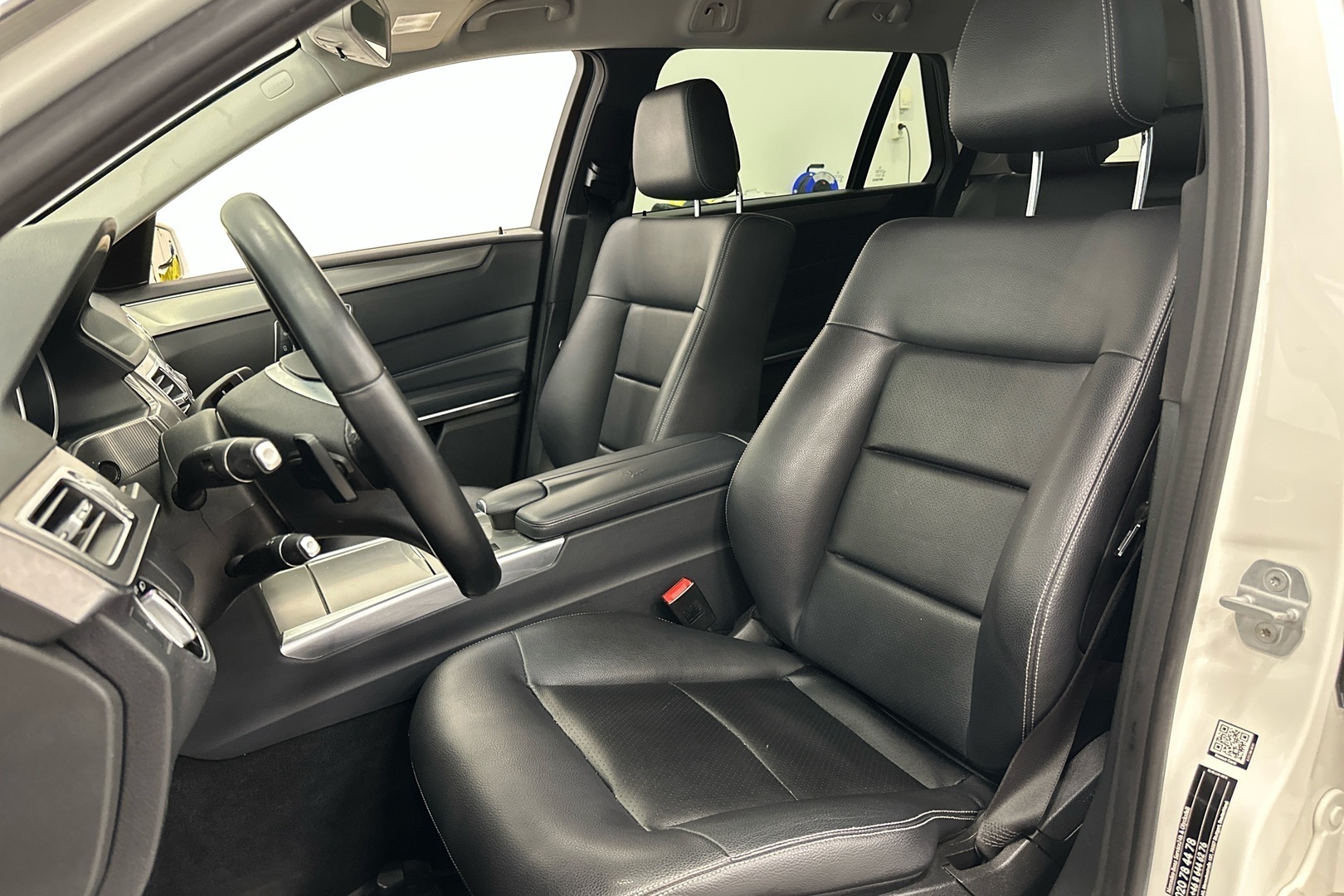 MERCEDES-BENZ E 2014
