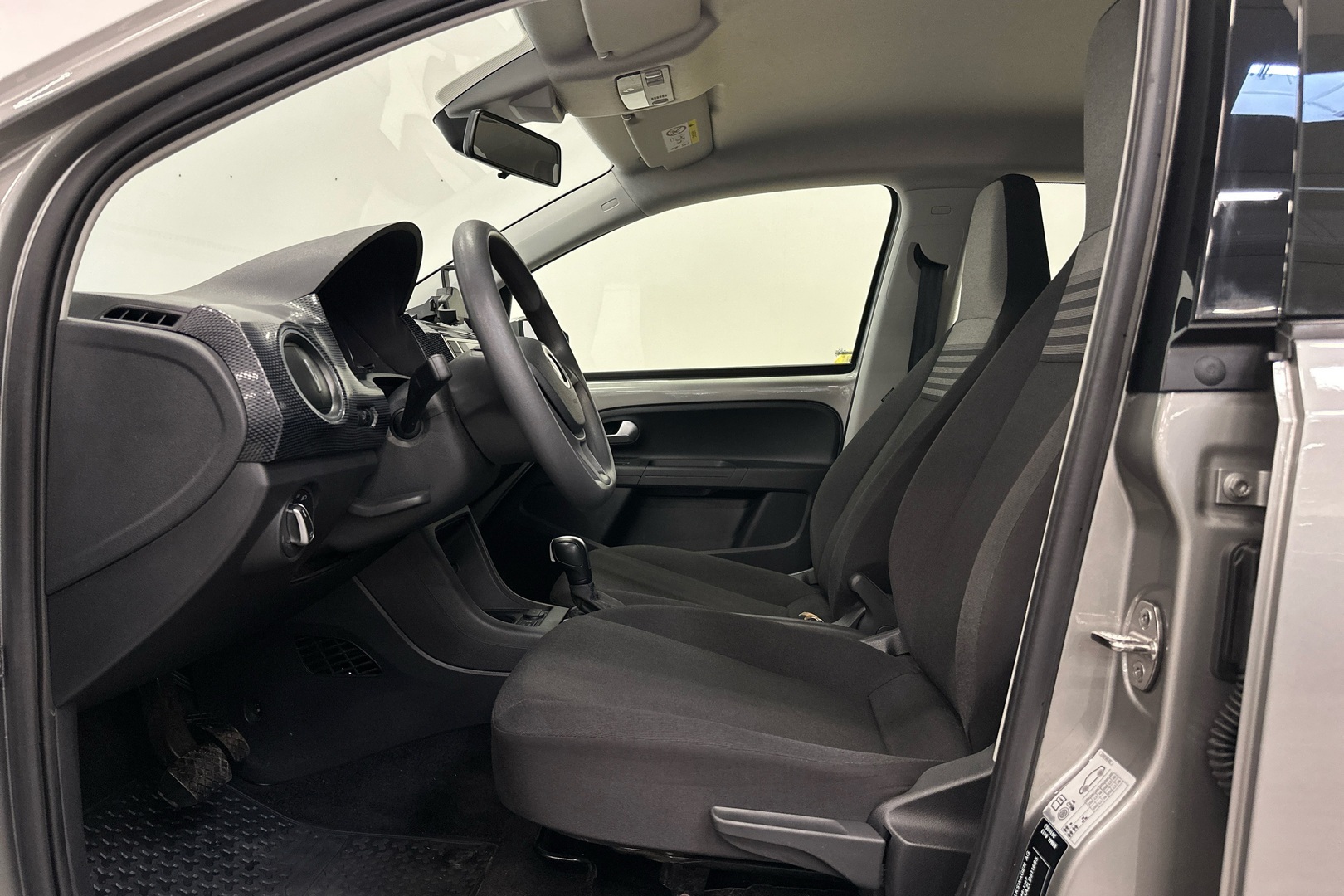 VOLKSWAGEN up! 2020