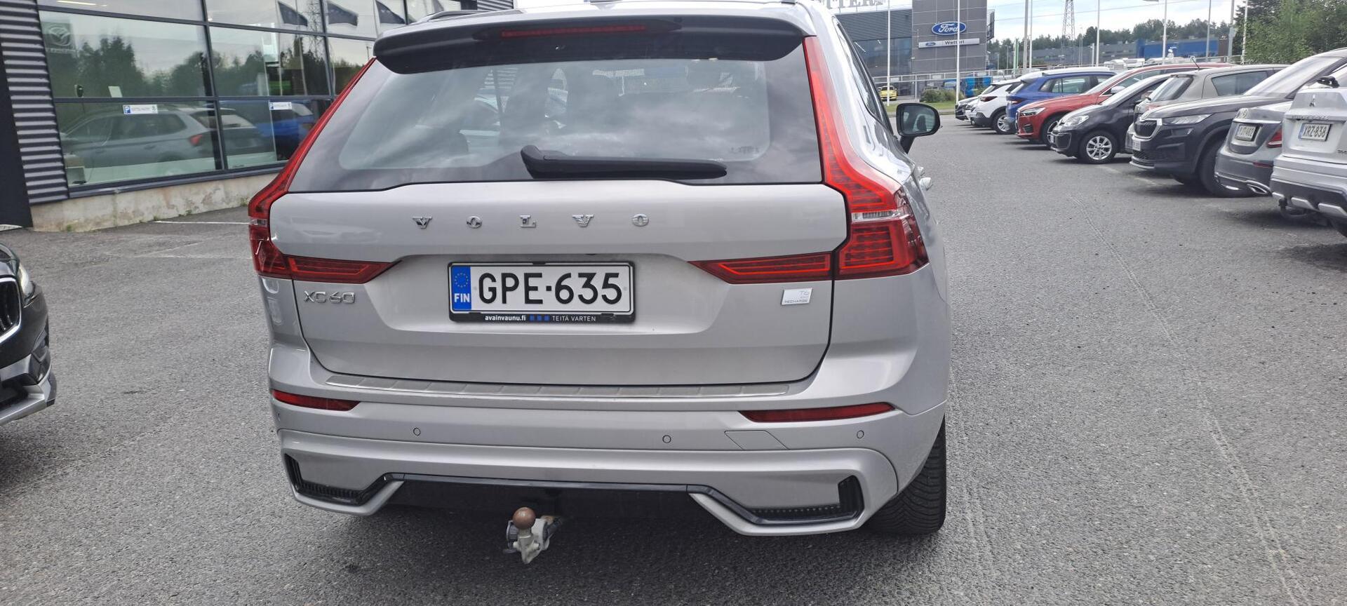 VOLVO XC60 2023