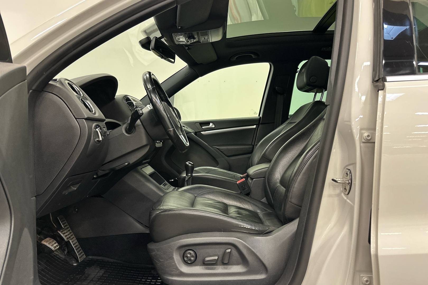 VOLKSWAGEN Tiguan 2013