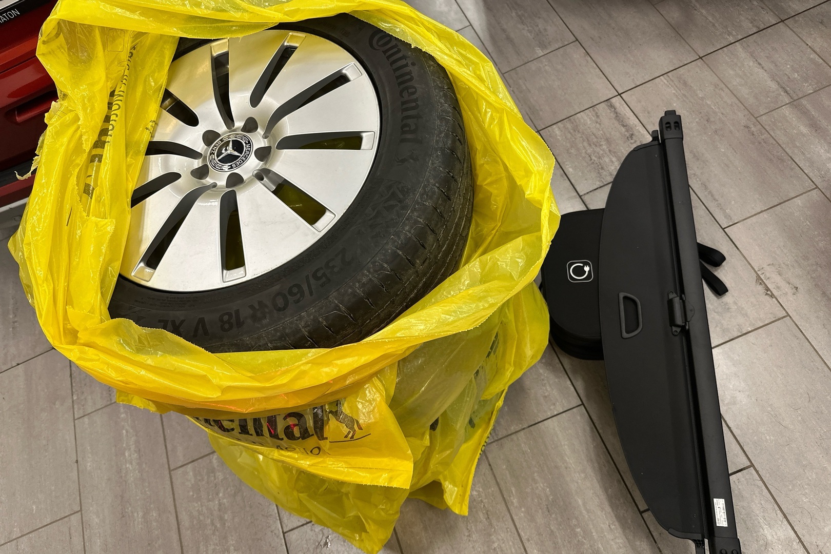 MERCEDES-BENZ GLC 2023