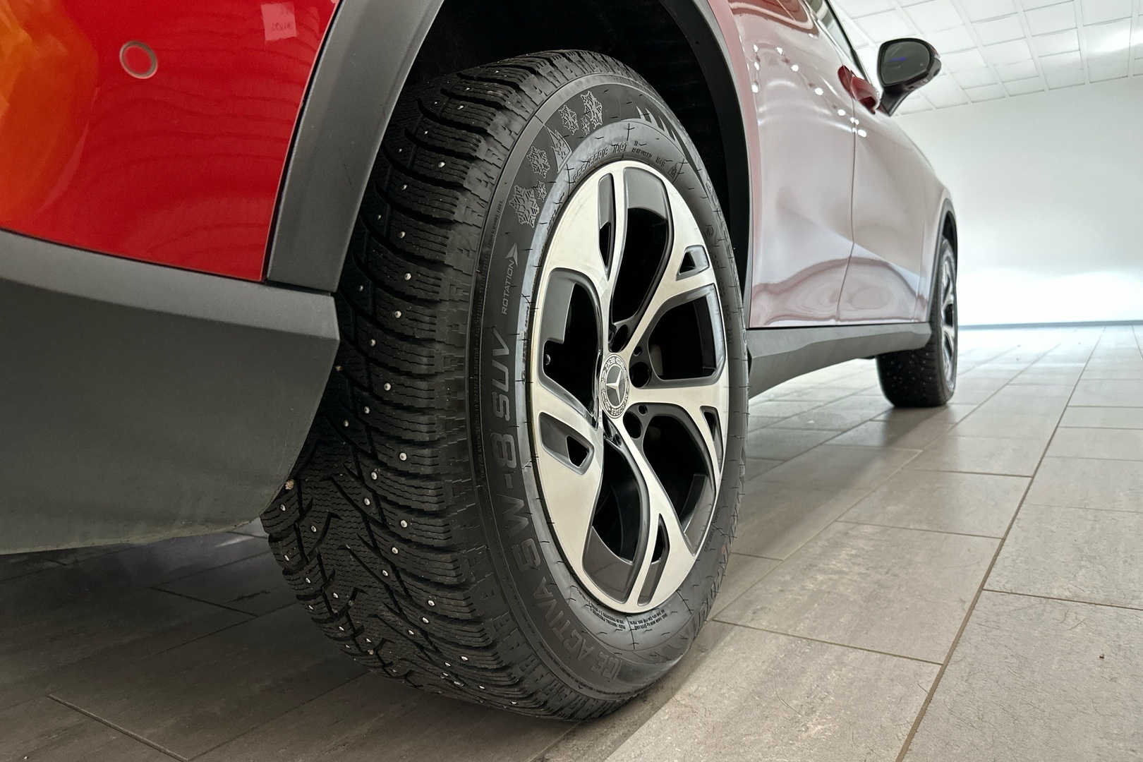 MERCEDES-BENZ GLC 2023