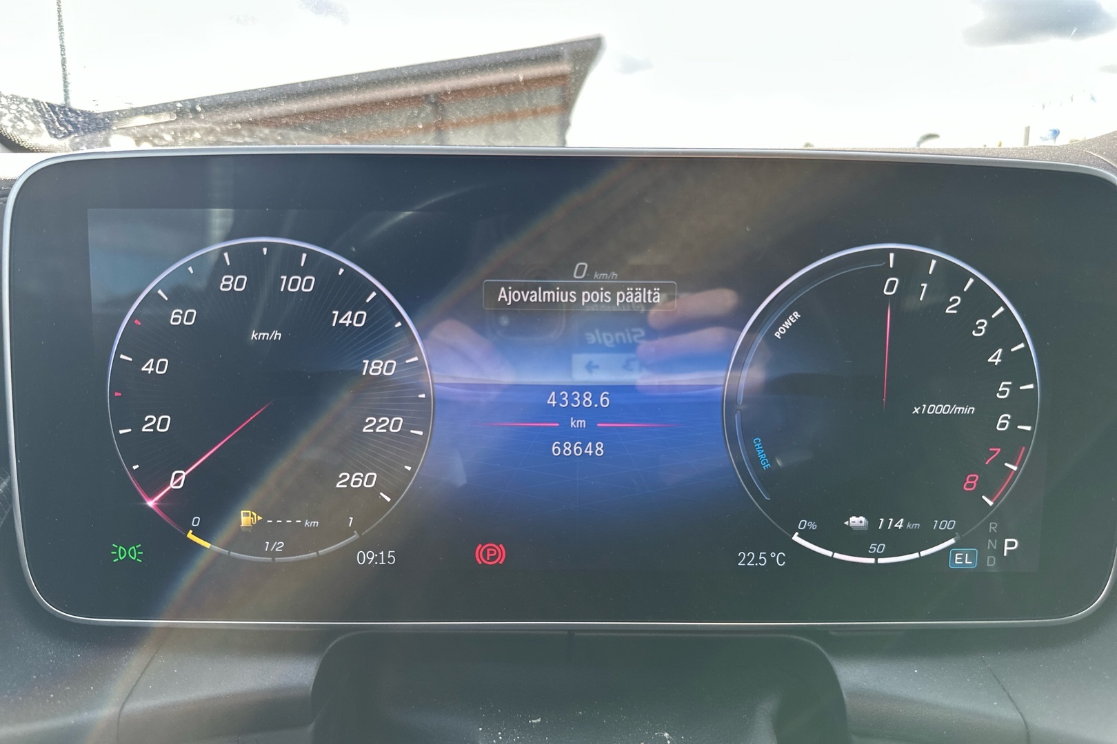 MERCEDES-BENZ GLC 2023
