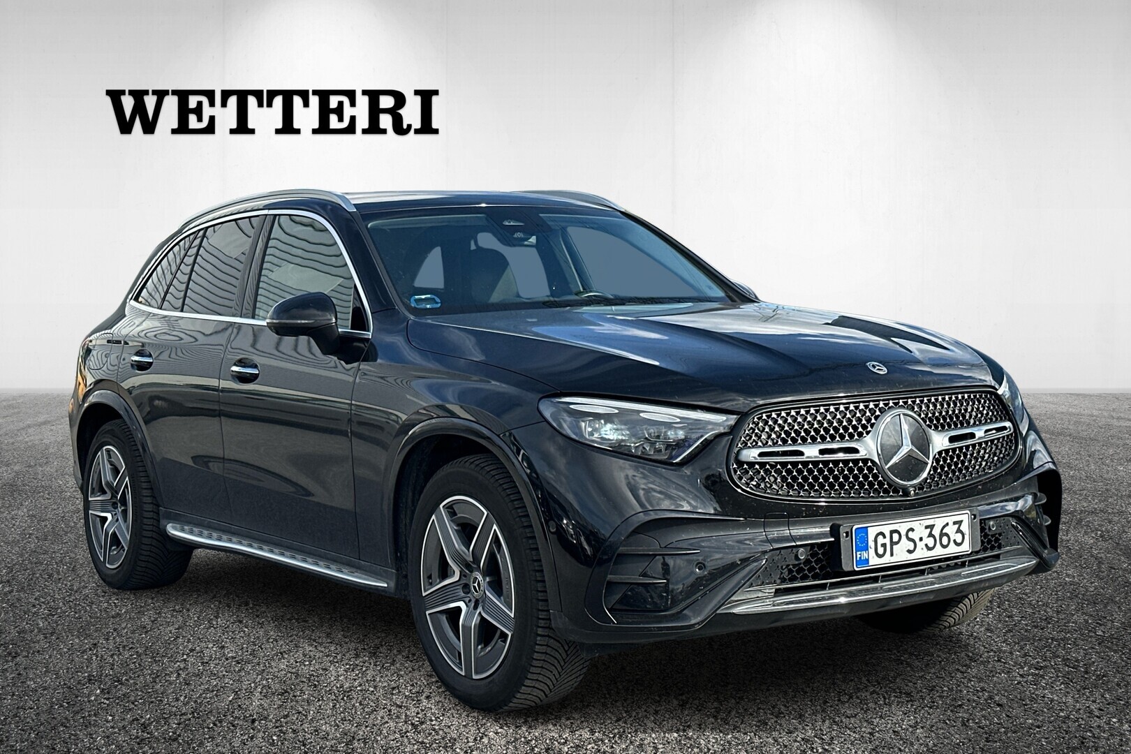 MERCEDES-BENZ GLC 2023