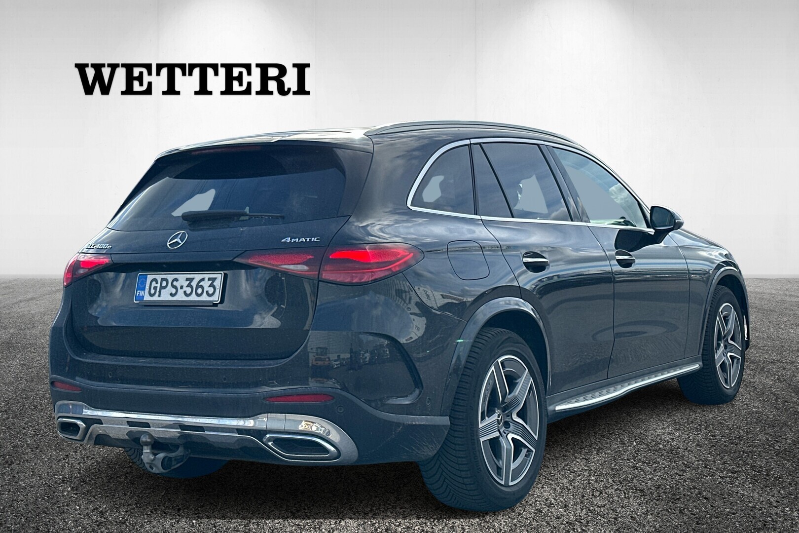 MERCEDES-BENZ GLC 2023