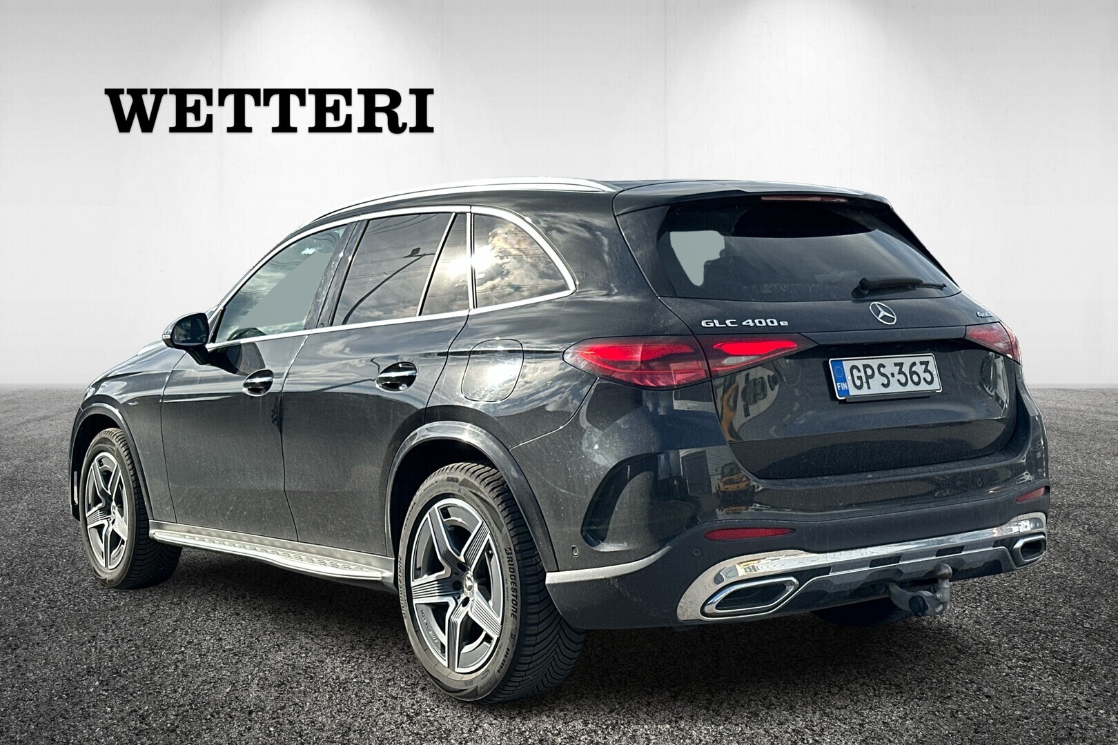 MERCEDES-BENZ GLC 2023