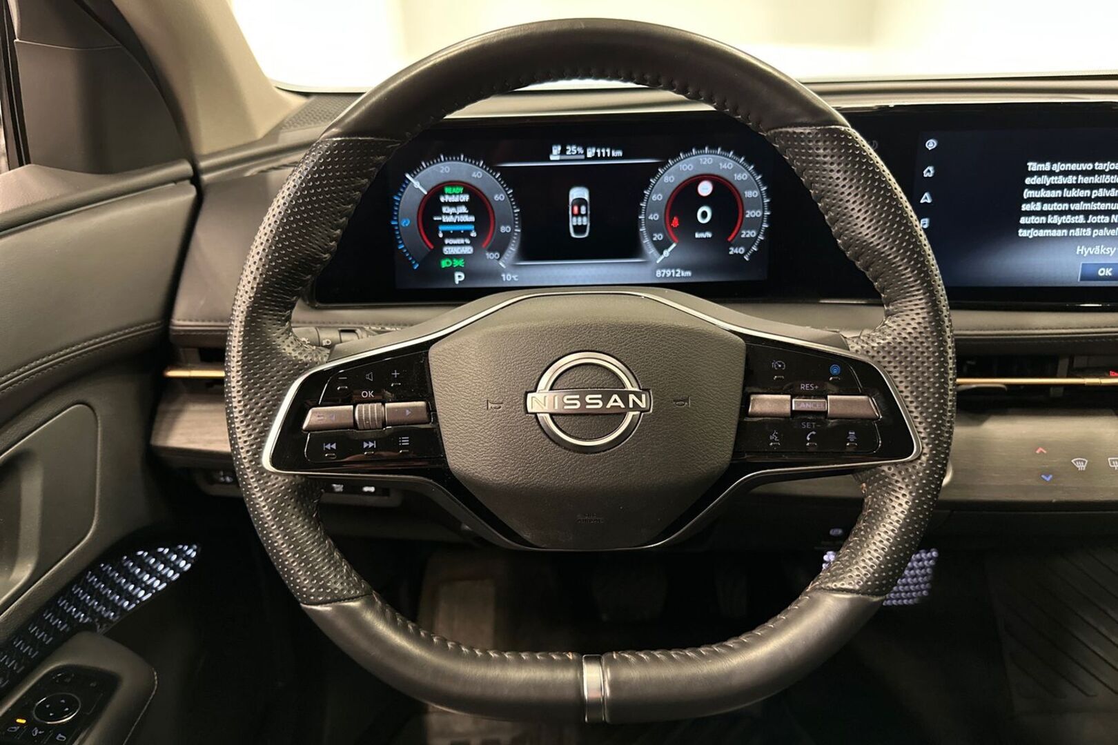 NISSAN Ariya 17