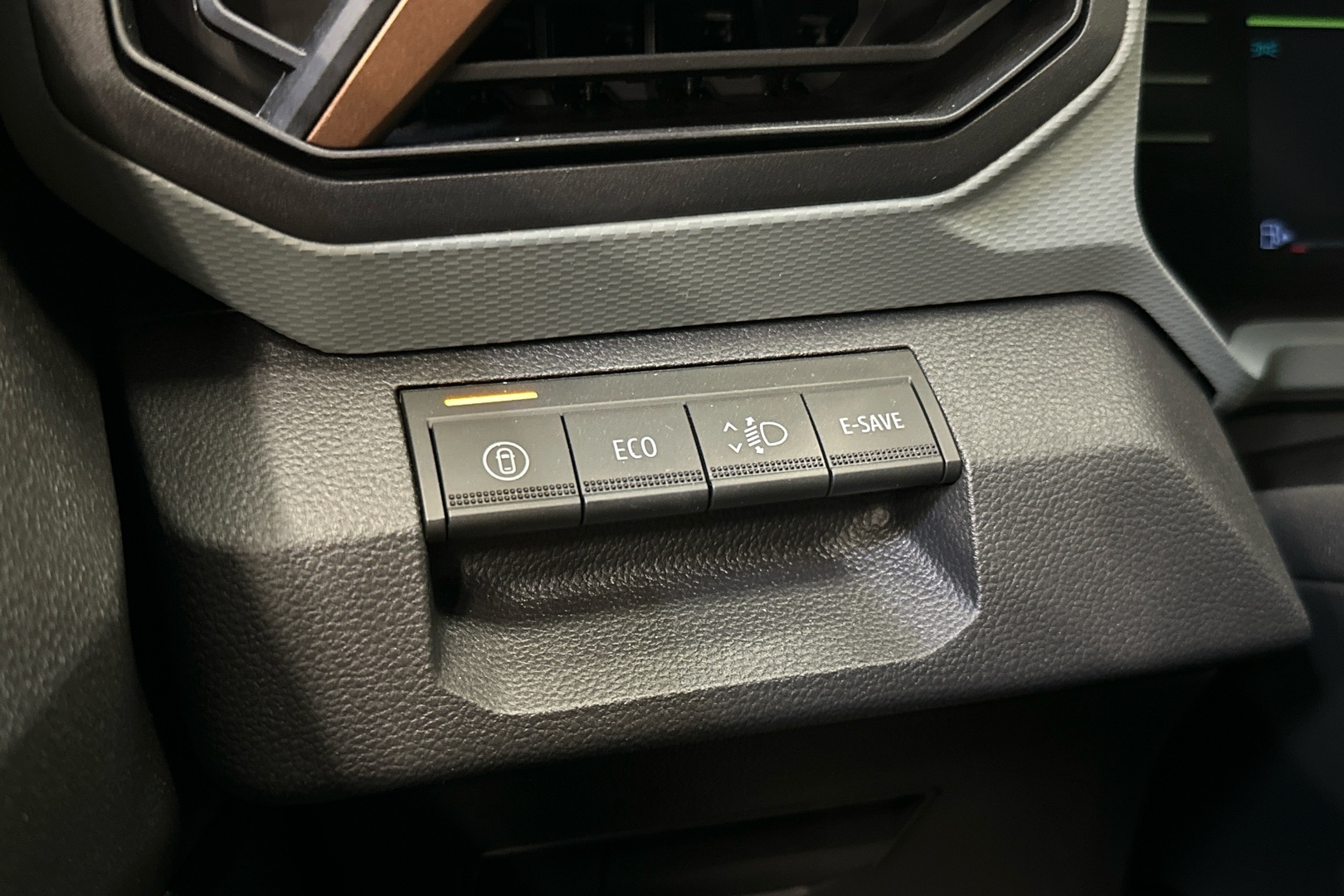 DACIA DUSTER 2025