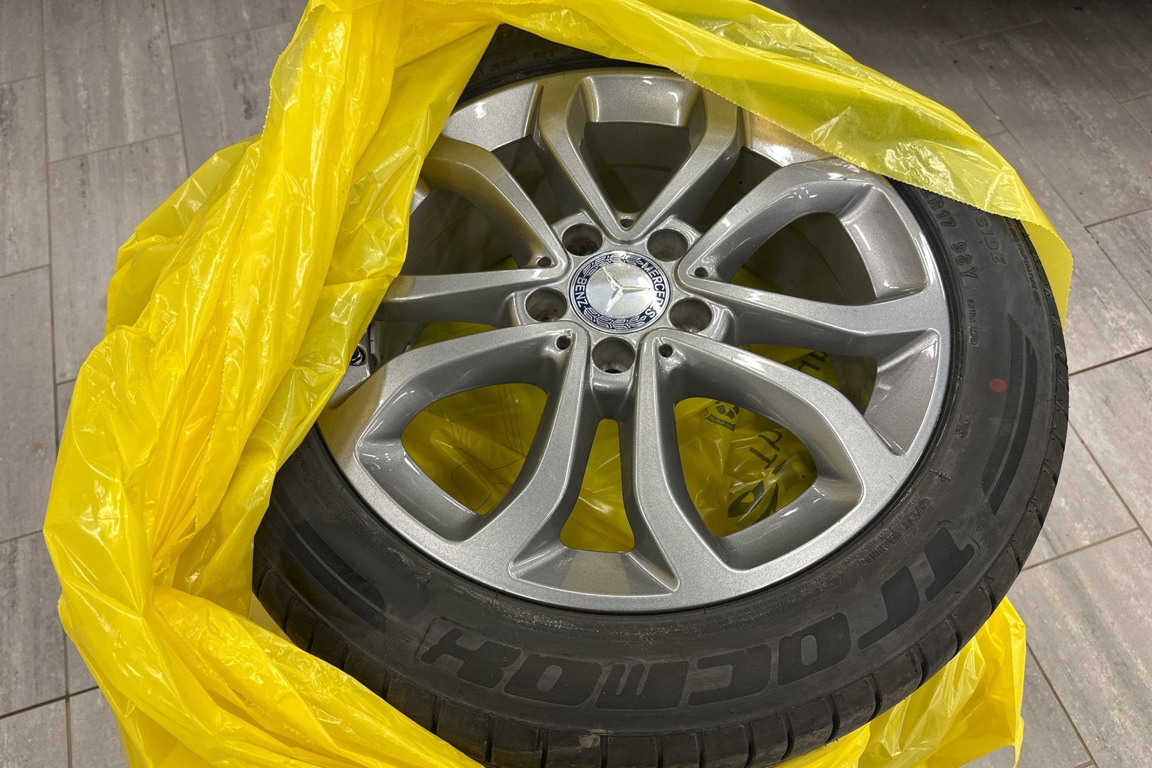 MERCEDES-BENZ C 2016