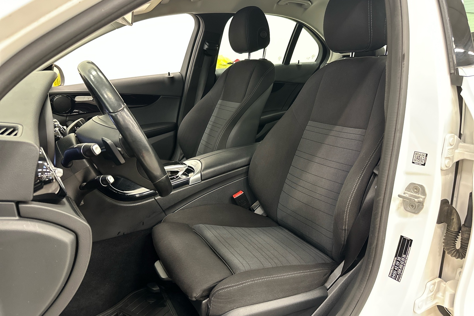 MERCEDES-BENZ C 2016