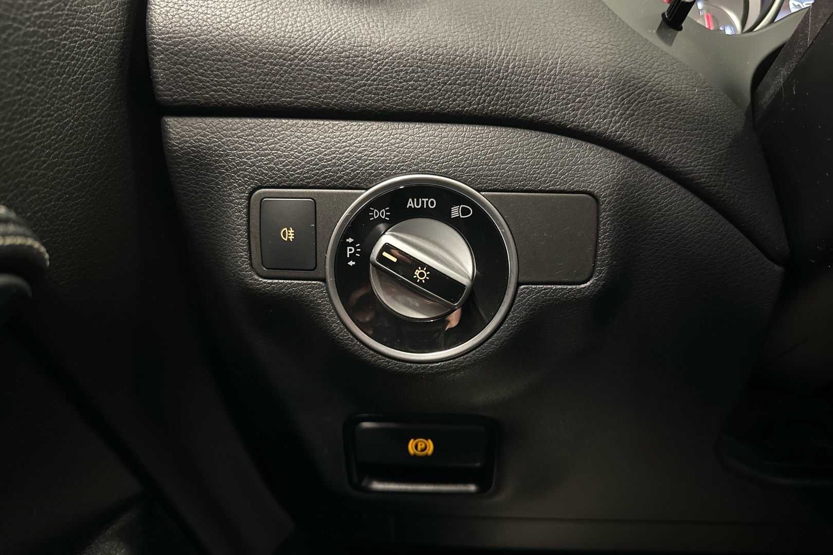 MERCEDES-BENZ GLA 2017