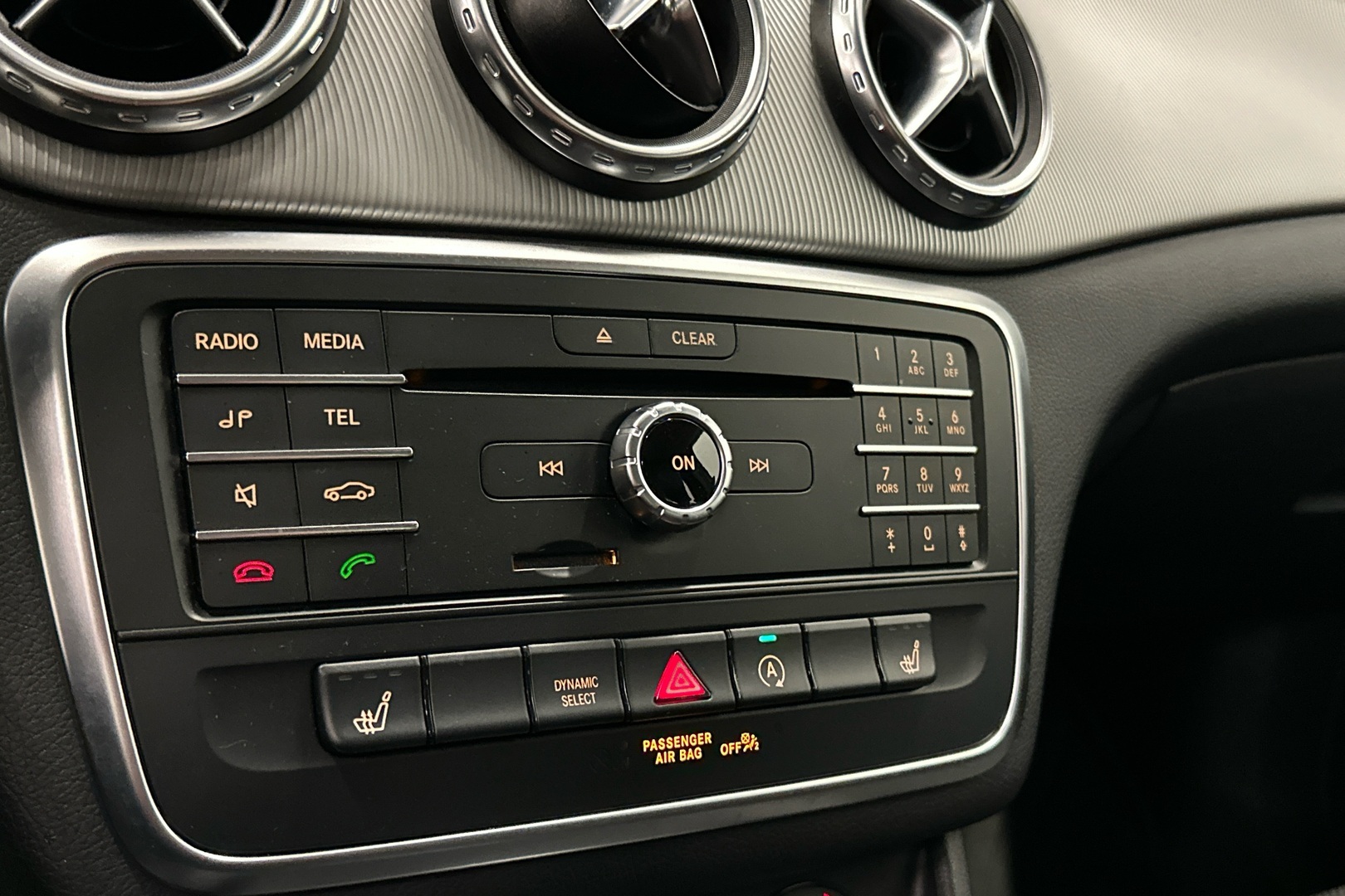 MERCEDES-BENZ GLA 2017