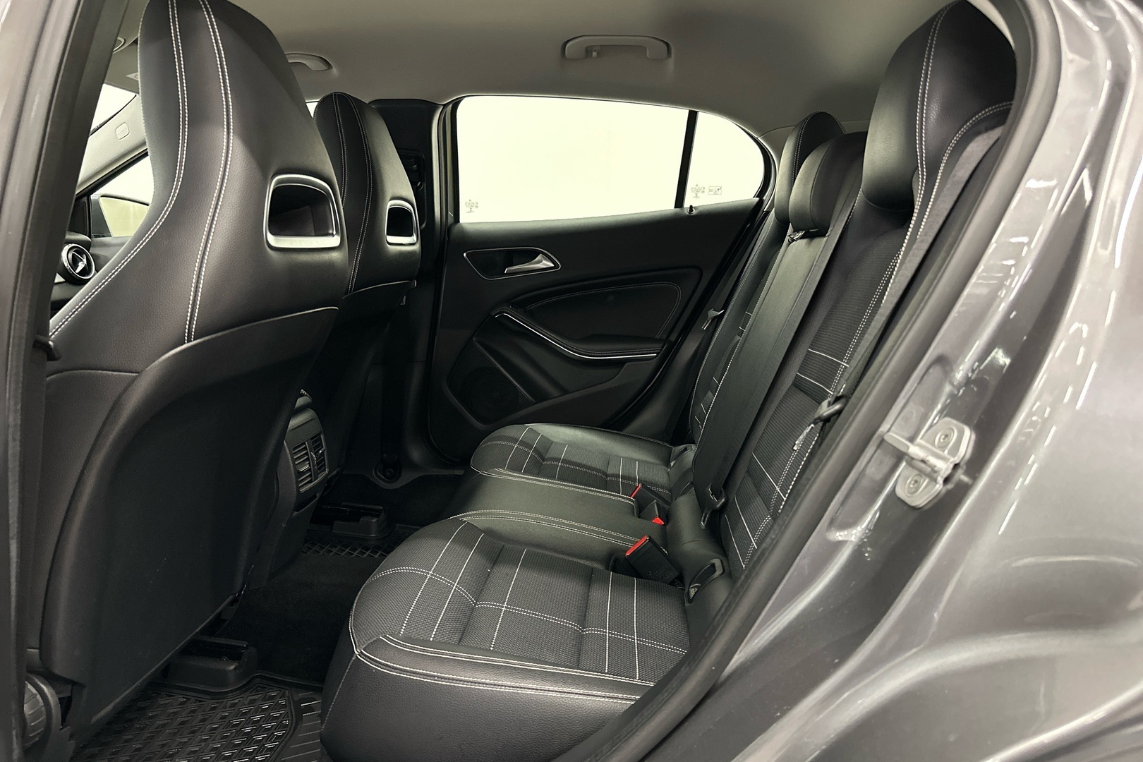 MERCEDES-BENZ GLA 2017