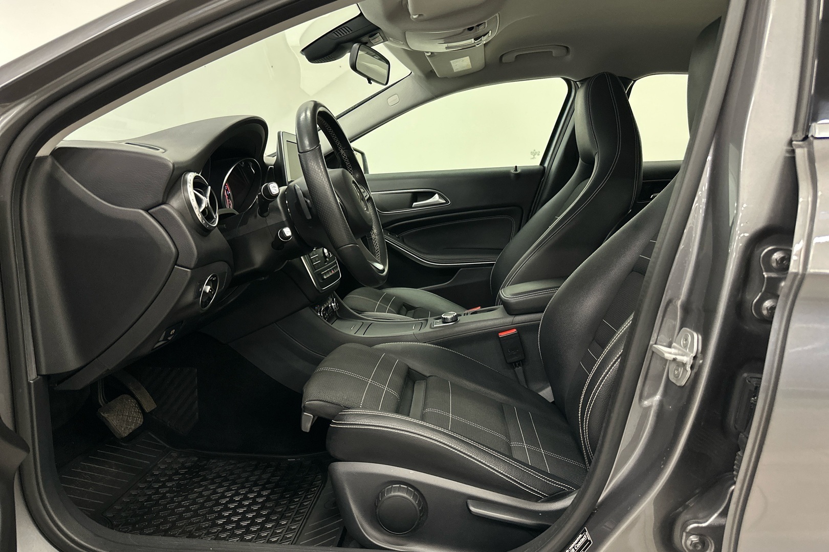 MERCEDES-BENZ GLA 2017