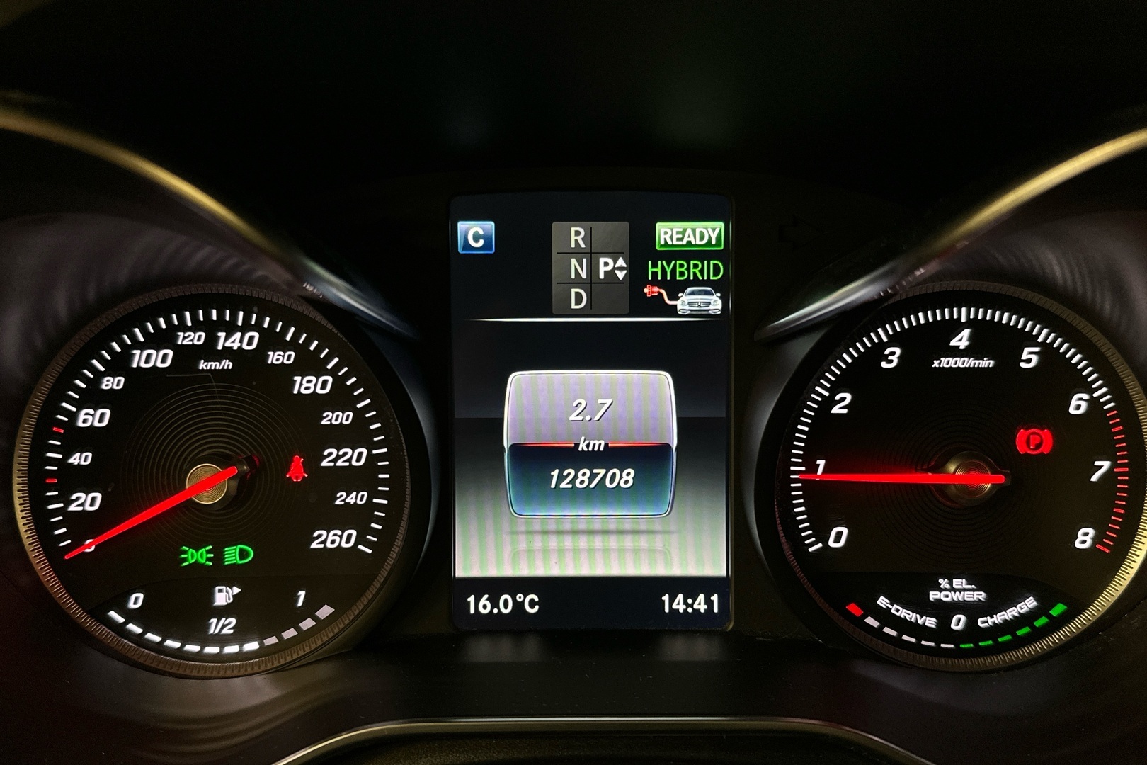 MERCEDES-BENZ GLC 2017